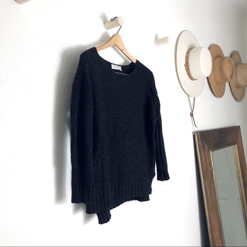 Boat neck knit sweater